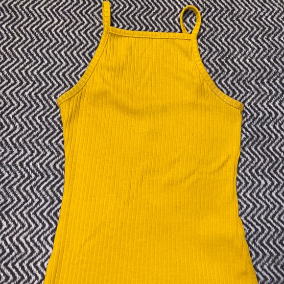 Rue 21 Yellow Tank - Picture 2 of 3